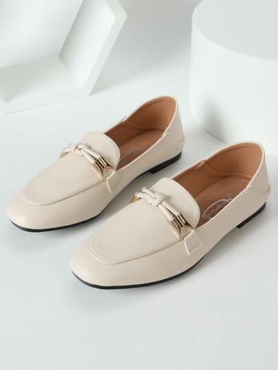 Loafers femme, chic décontracté britannique