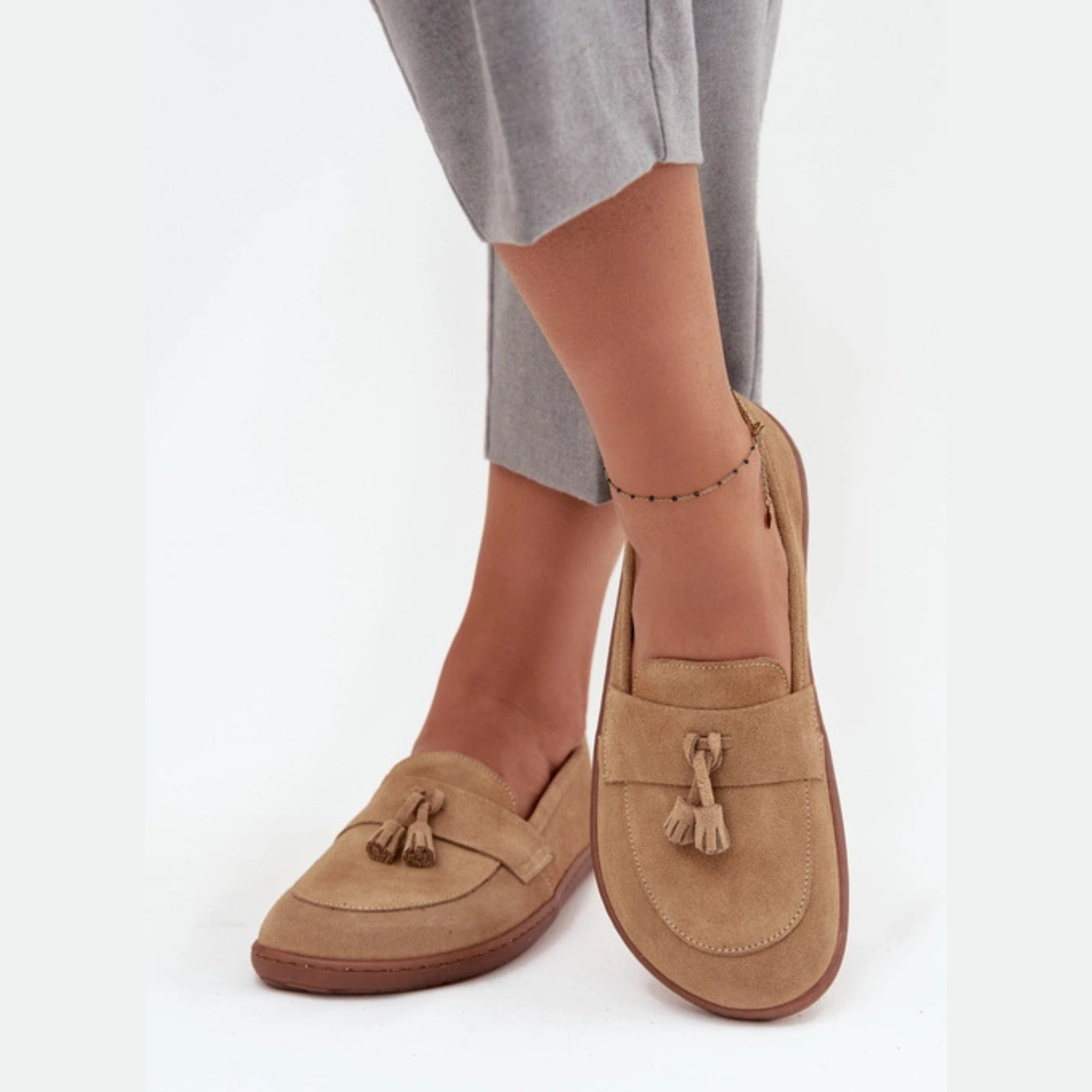 Mocassins légères confortables semelle fine pompons à l'avant
