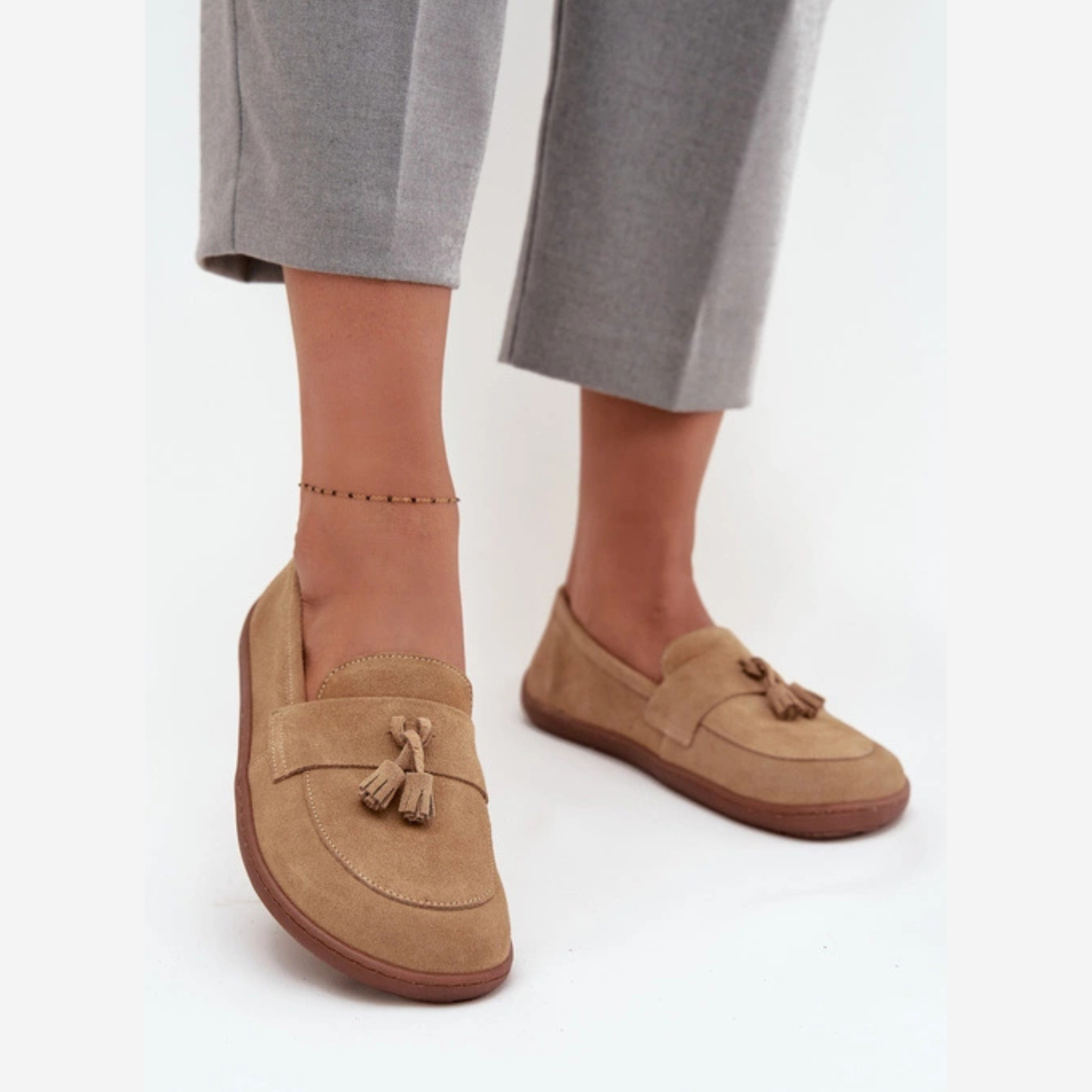 Mocassins légères confortables semelle fine pompons à l'avant