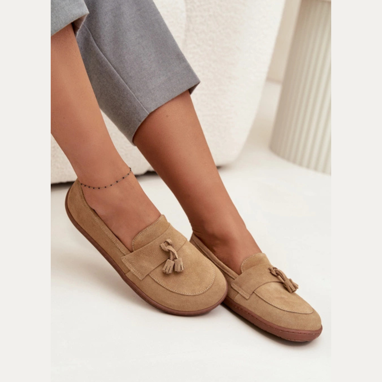 Mocassins légères confortables semelle fine pompons à l'avant