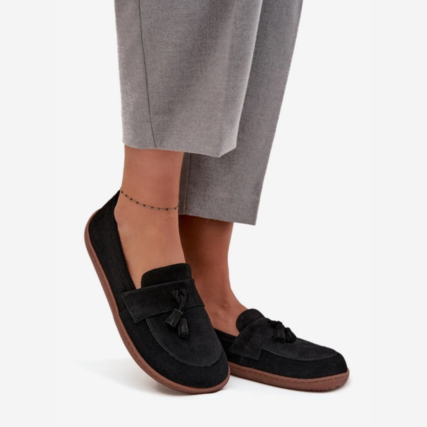 Mocassins légères confortables semelle fine pompons à l'avant