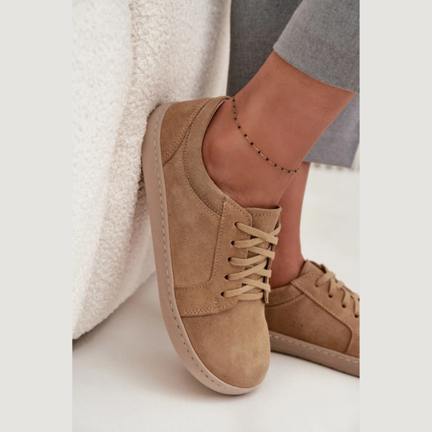 Baskets Féminines en Cuir – L’Alliance du Confort et du Style