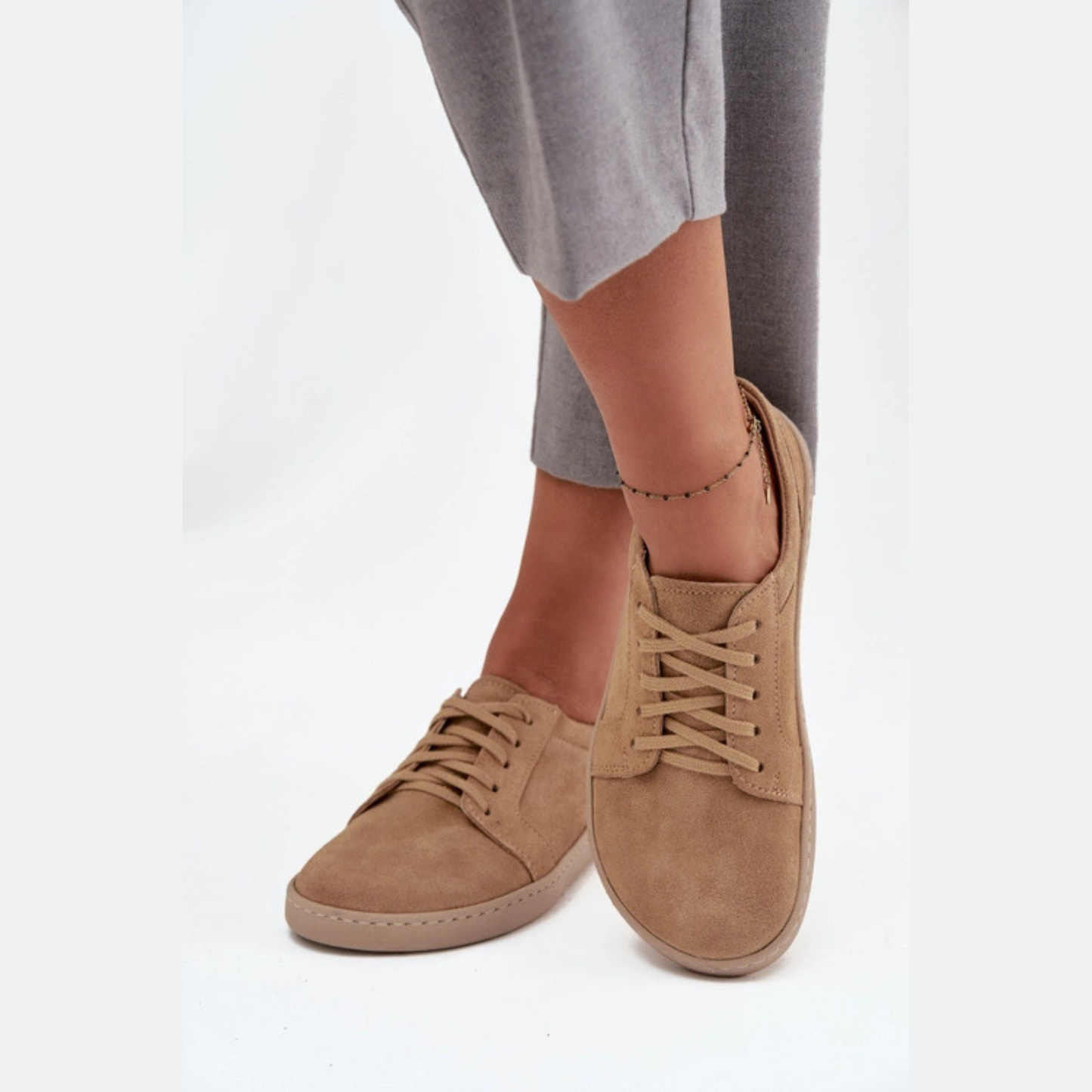 Baskets Féminines en Cuir – L’Alliance du Confort et du Style