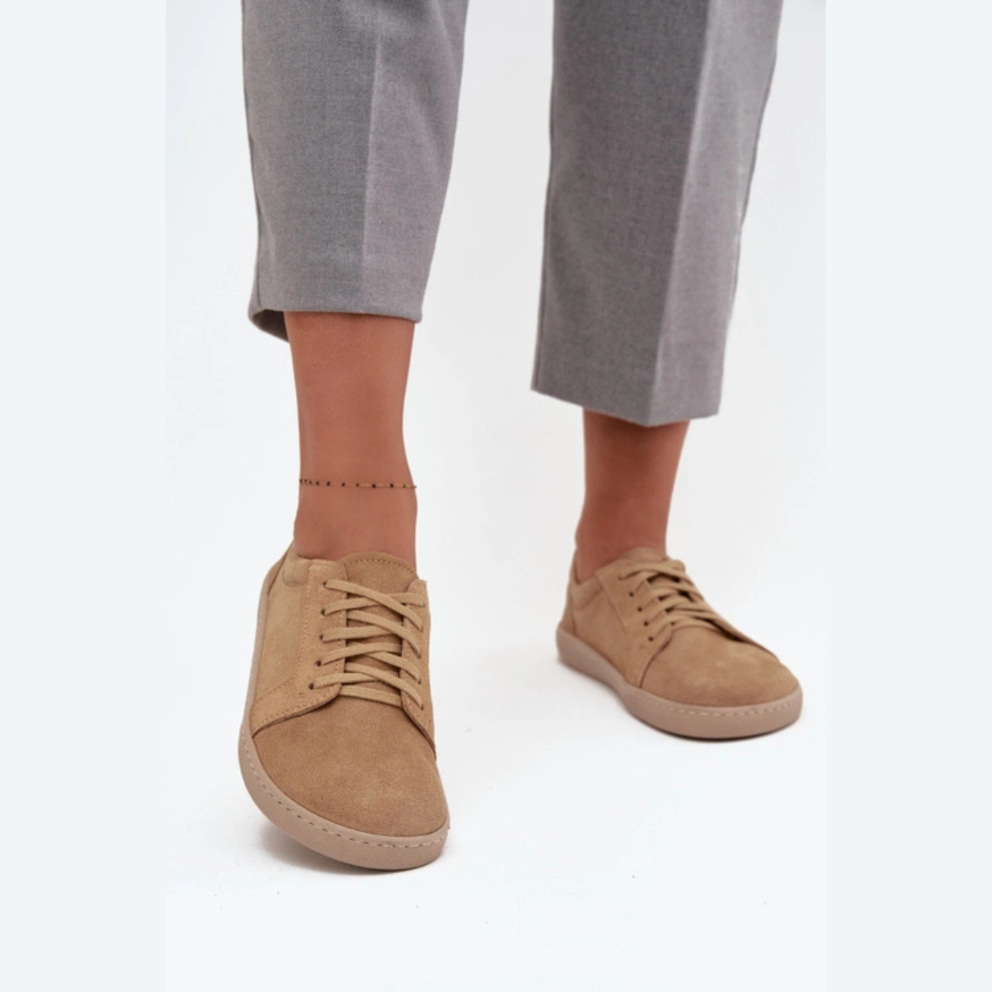 Baskets Féminines en Cuir – L’Alliance du Confort et du Style
