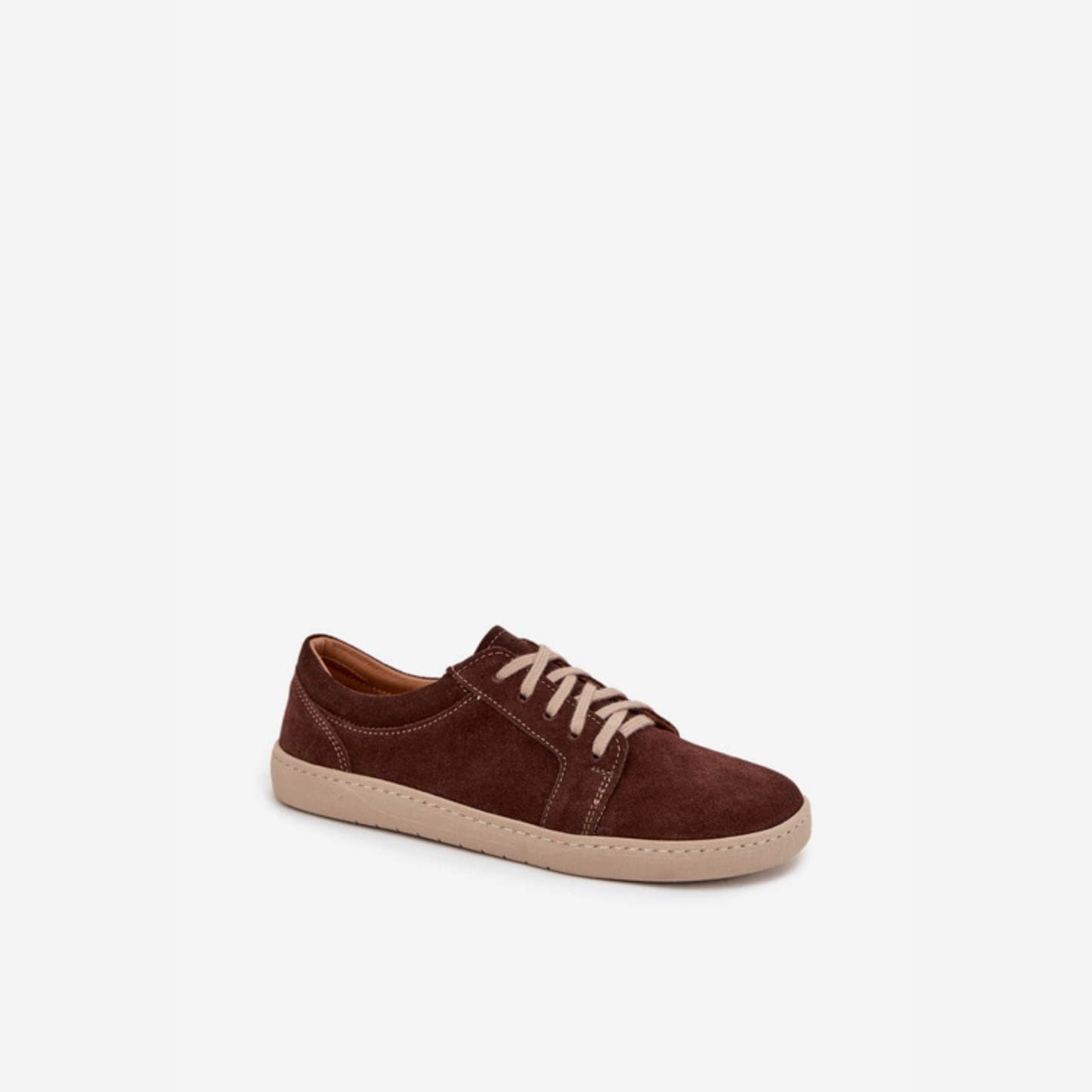 Baskets Féminines en Cuir – L’Alliance du Confort et du Style