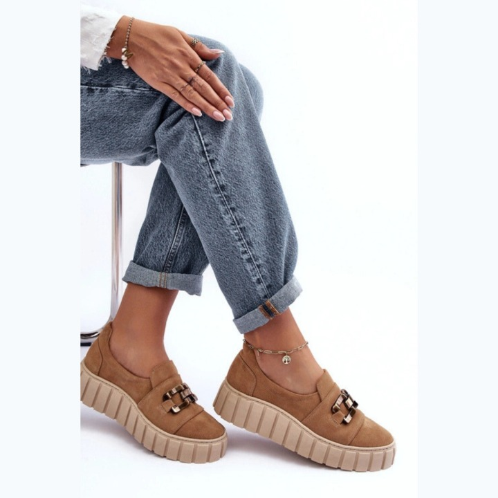 Loafer classique, pratique et luxueuse– boucle élégante
