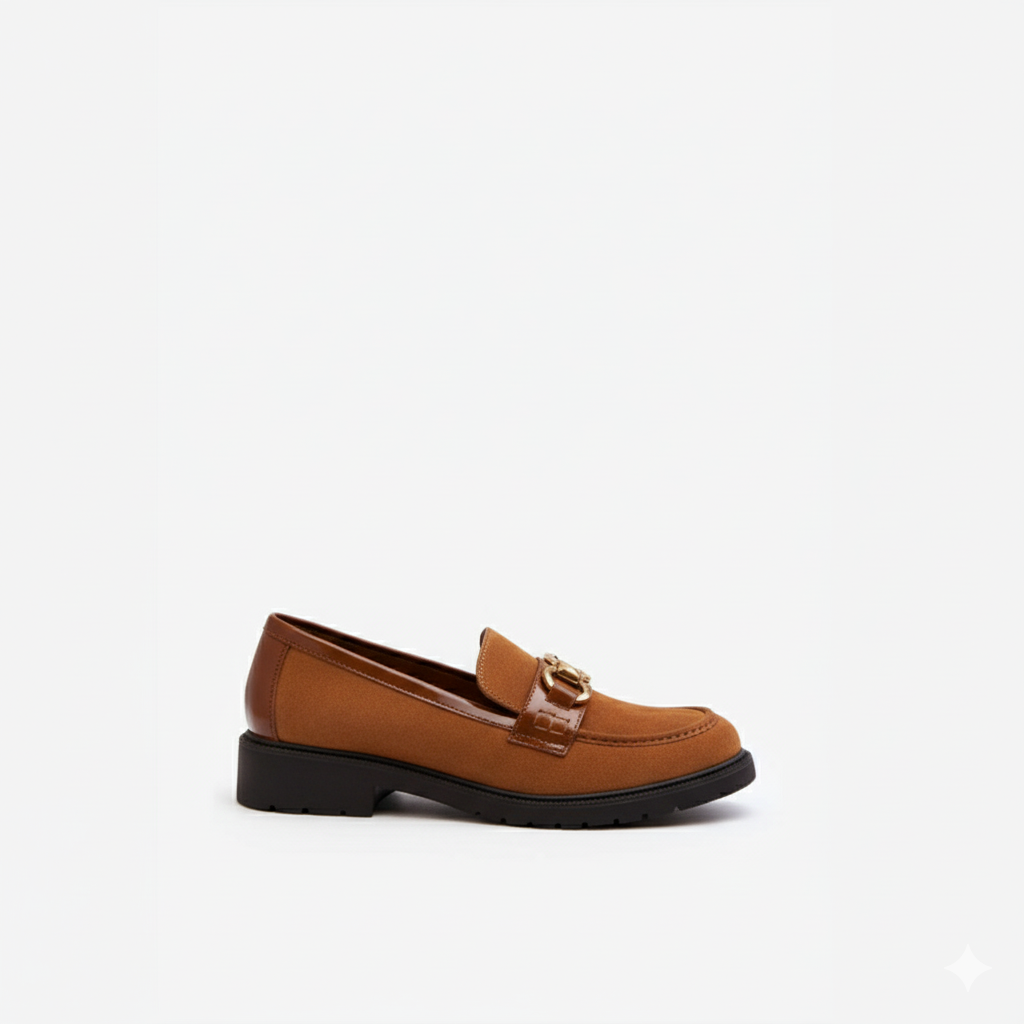 Loafers femmes –classique avec talon bas et boucle dorée