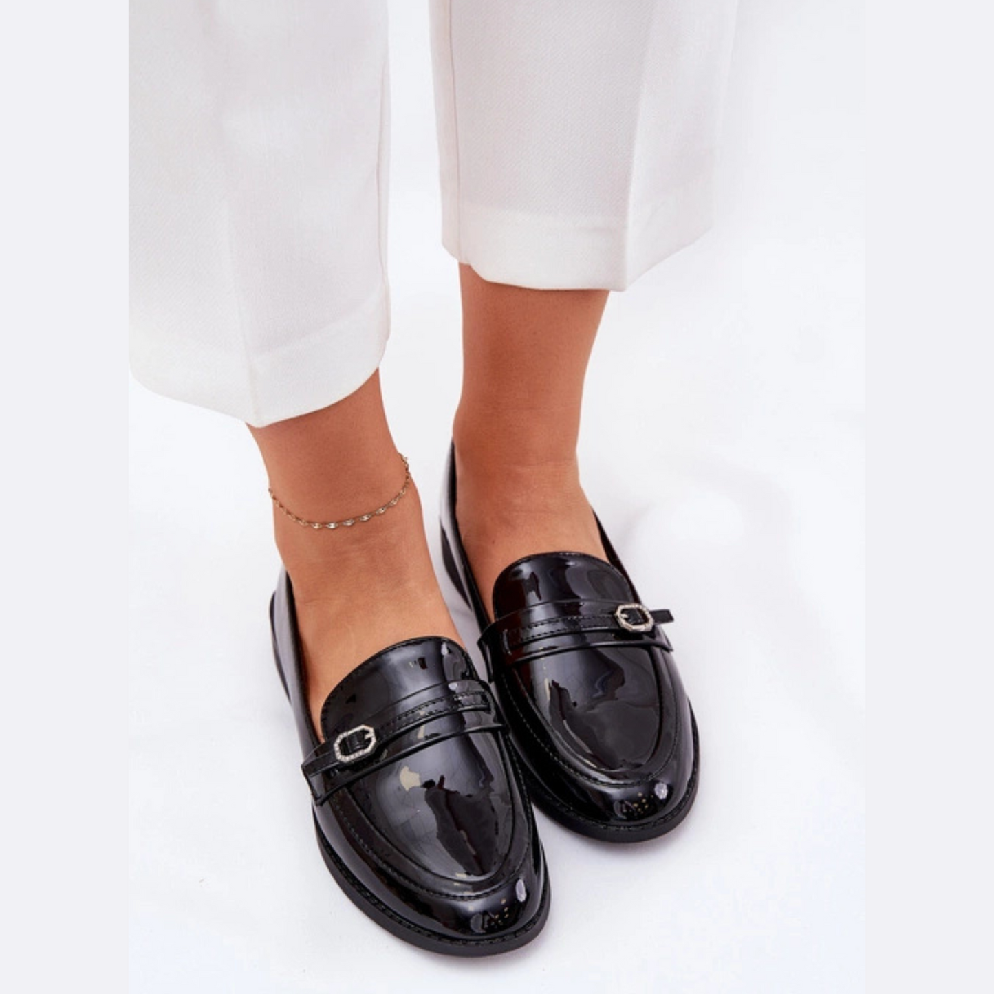 Mocassins en cuir verni – Élégance intemporelle