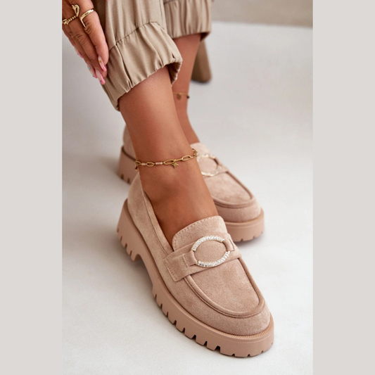 Loafers femmes – en cuir avec boucle métallique ronde