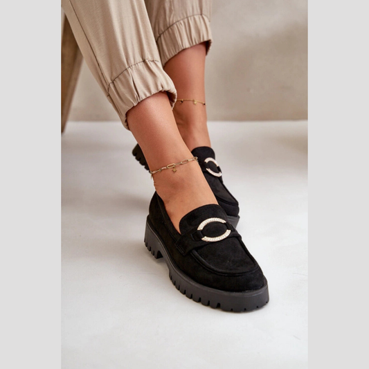 Loafers femmes – en cuir avec boucle métallique ronde