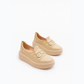 Loafer féminin moderne orné d’une boucle métallique