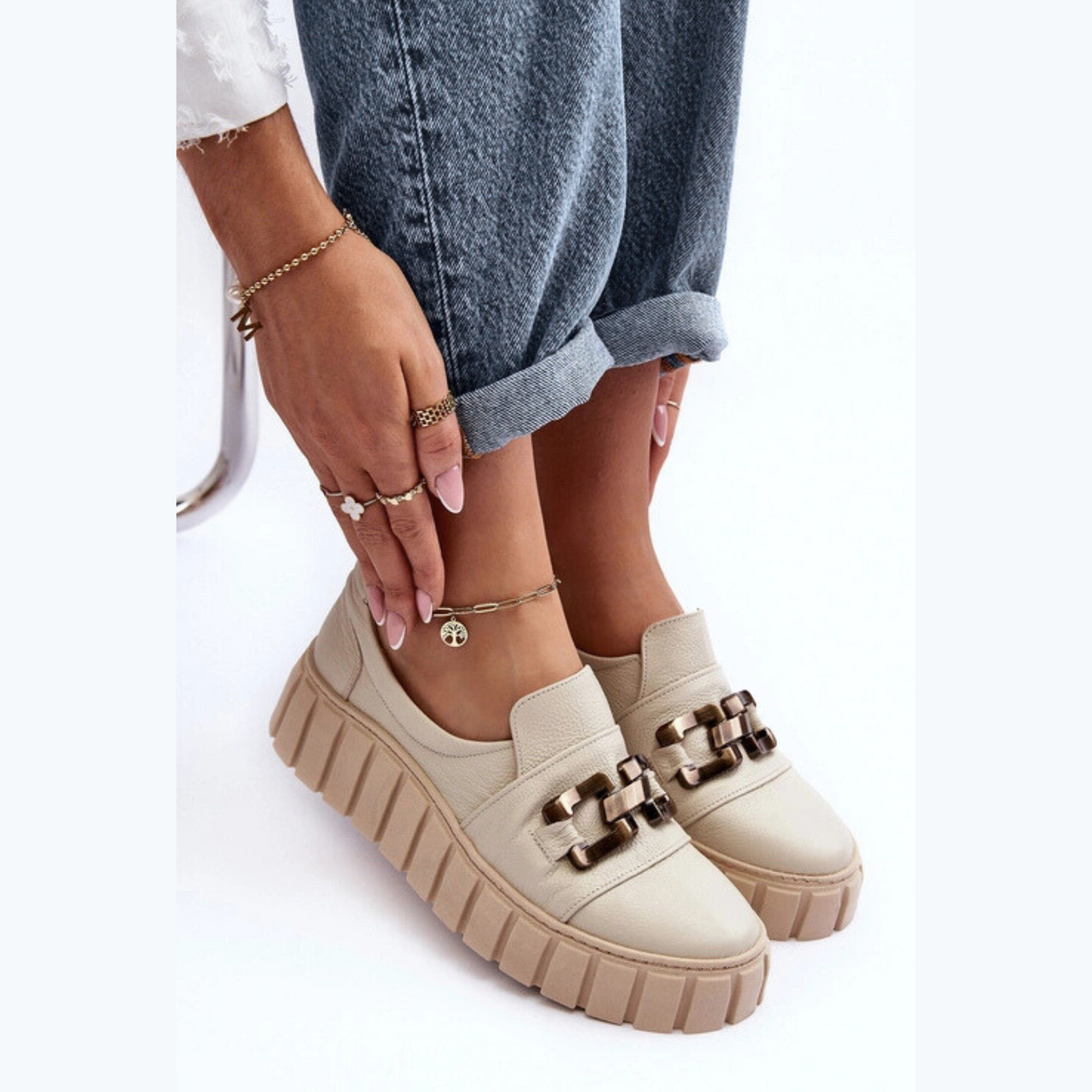 Loafers classique, pratique et luxueuse– boucle élégante