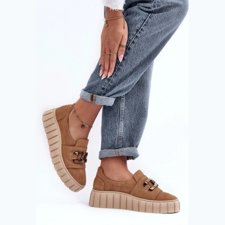 Loafer classique, pratique et luxueuse– boucle élégante