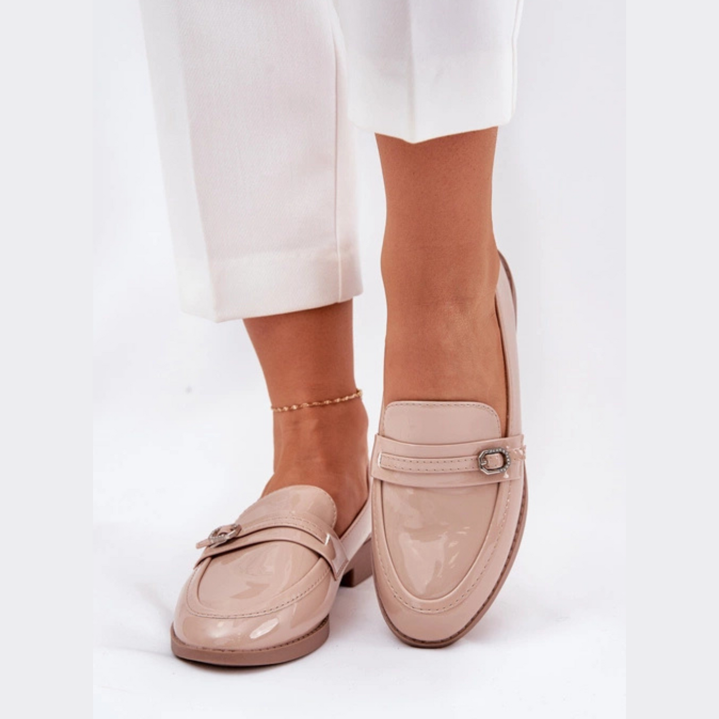 Mocassins en cuir verni – Élégance intemporelle