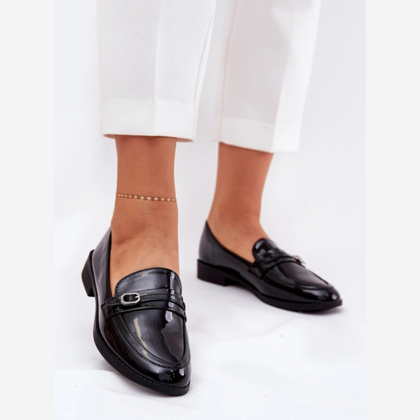 Mocassins en cuir verni – Élégance intemporelle
