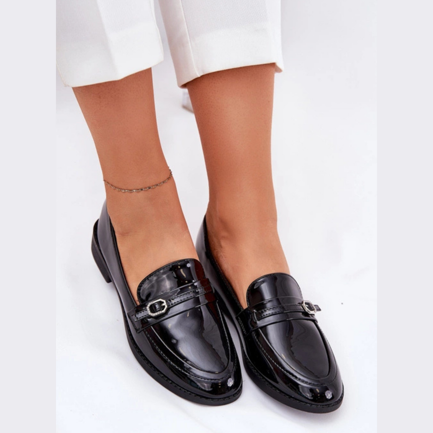 Mocassins en cuir verni – Élégance intemporelle