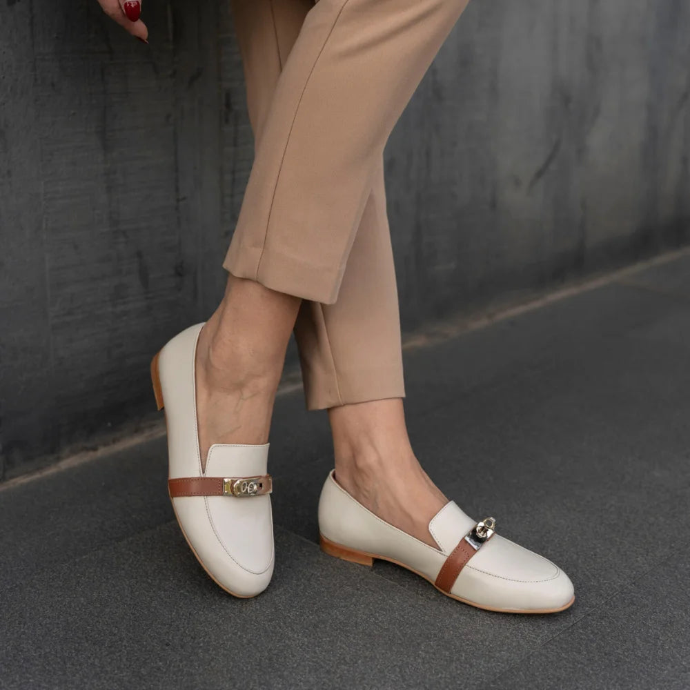 Mocassins Cuir – Style raffiné touche métallique